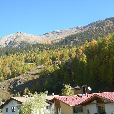 Hotel Adler Garni Zernez Exterior foto
